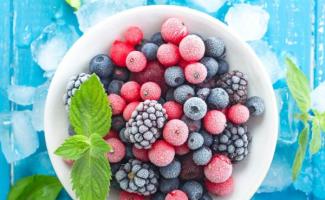 Frozen berries: what to cook from them Frozen berries beneficial properties
