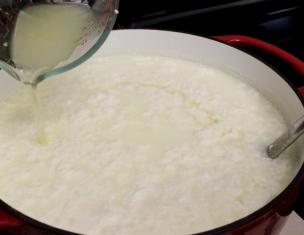 Keju cottage buatan sendiri dari susu murni Cara membuat keju cottage dari susu dan whey