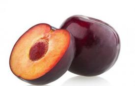 Plum juice: product properties and preparation recipes Features of juice storage