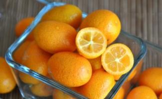 Buah kumquat segar, kering dan kering - jenis buah apa dan bagaimana cara memakannya?